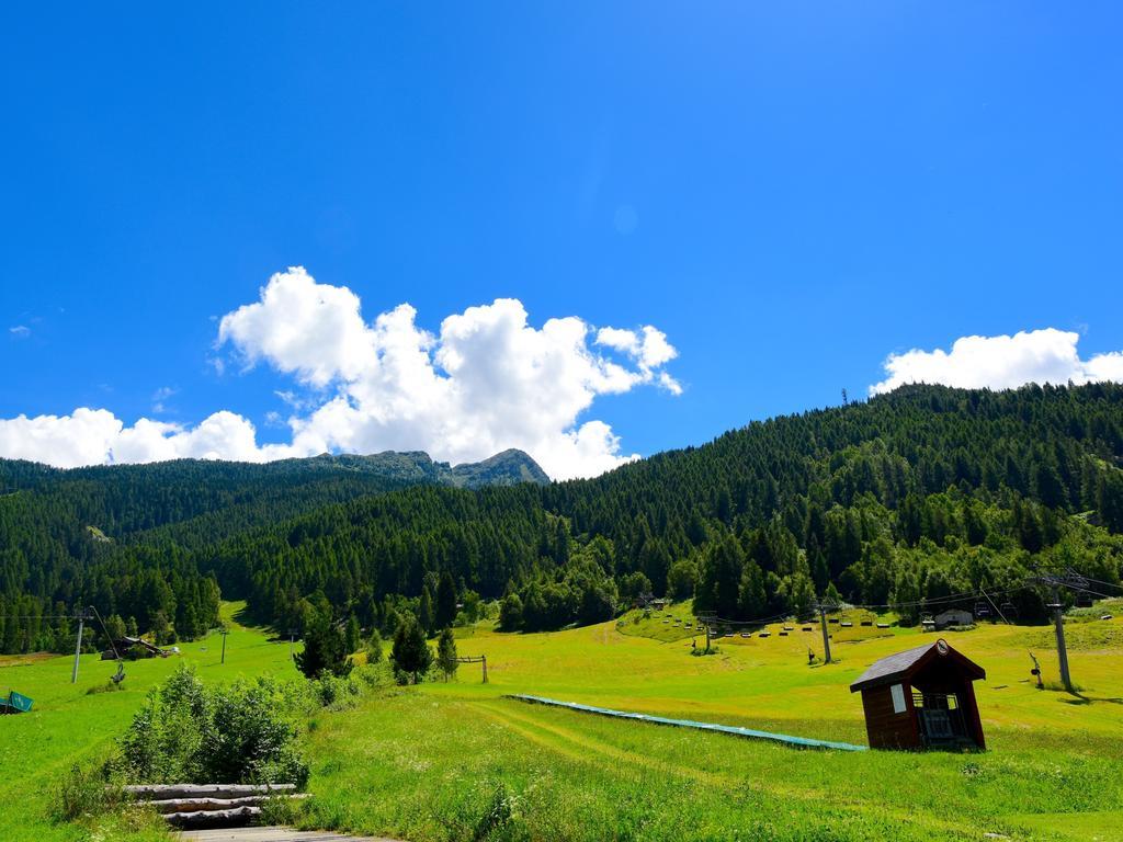 Hotel Ginepro Aprica Exteriör bild